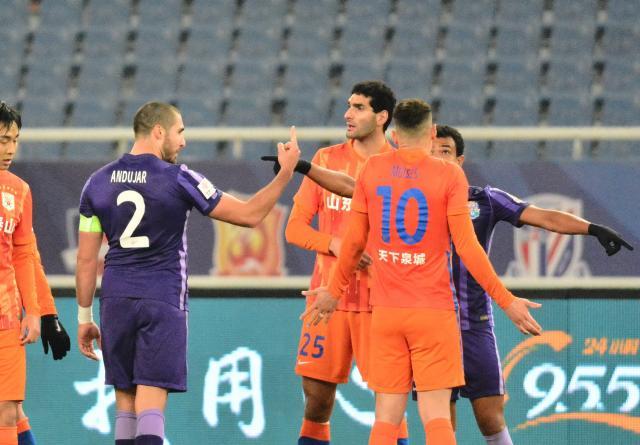 近3场贡献4记乌龙球 津门虎真是喝凉水也塞牙啊！